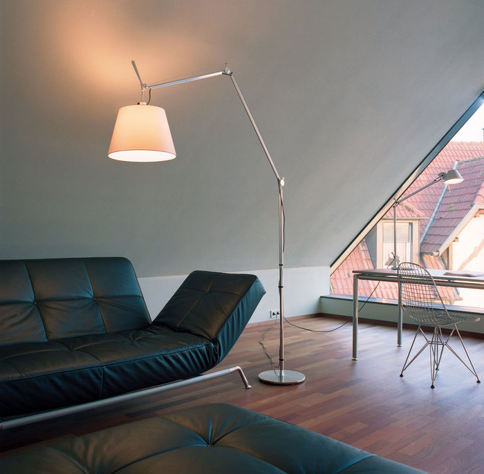 Artemide Tolomeo Mega Terra booglamp LED 3000K snoerdimmer alu grijs