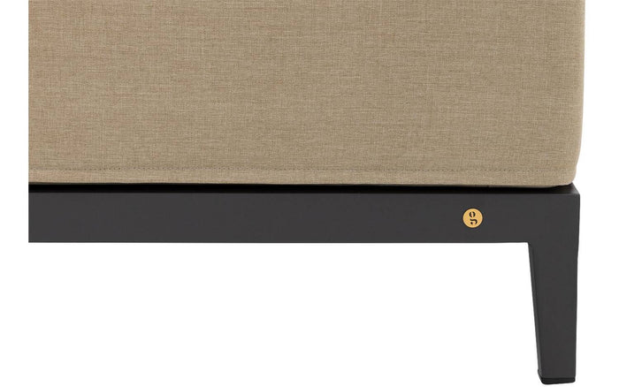 Goossens Hocker Yngvar, Hocker