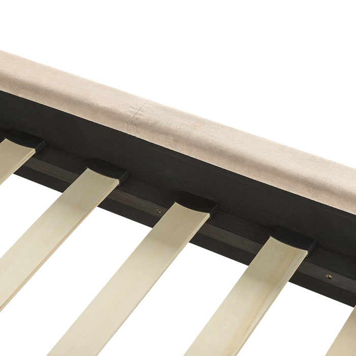 Beliani - VILLETTE - Tweepersoonsbed - Beige - 180 x 200 cm - Fluweel