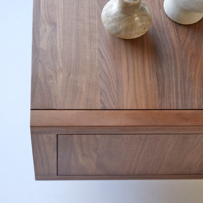 Tikamoon - Jonàk - Tv-meubel van massief notenhout 140 cm